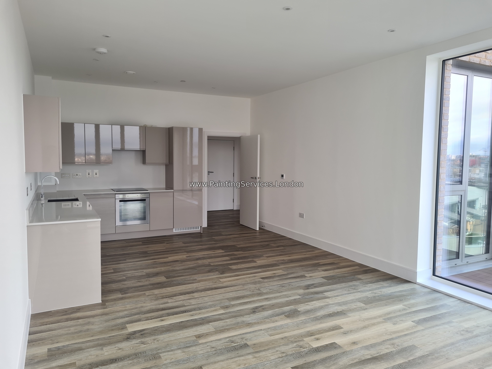 Interior painting and decorating in London